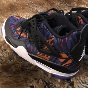 AIR JORDAN 4 RETRO SE GG 'RUSH VIOLET
